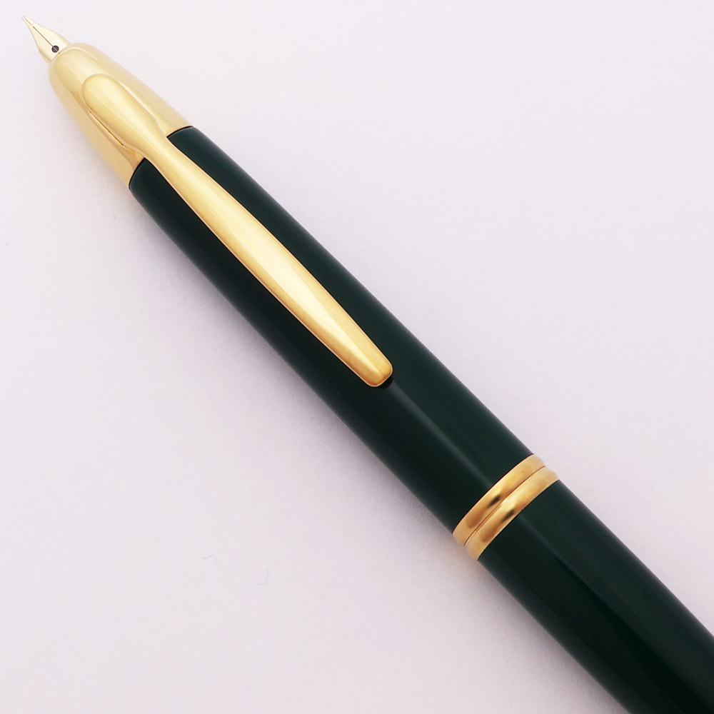 Pilot (Namiki) Vanishing Point (2009) - Dark Green w/ Gold Plated
